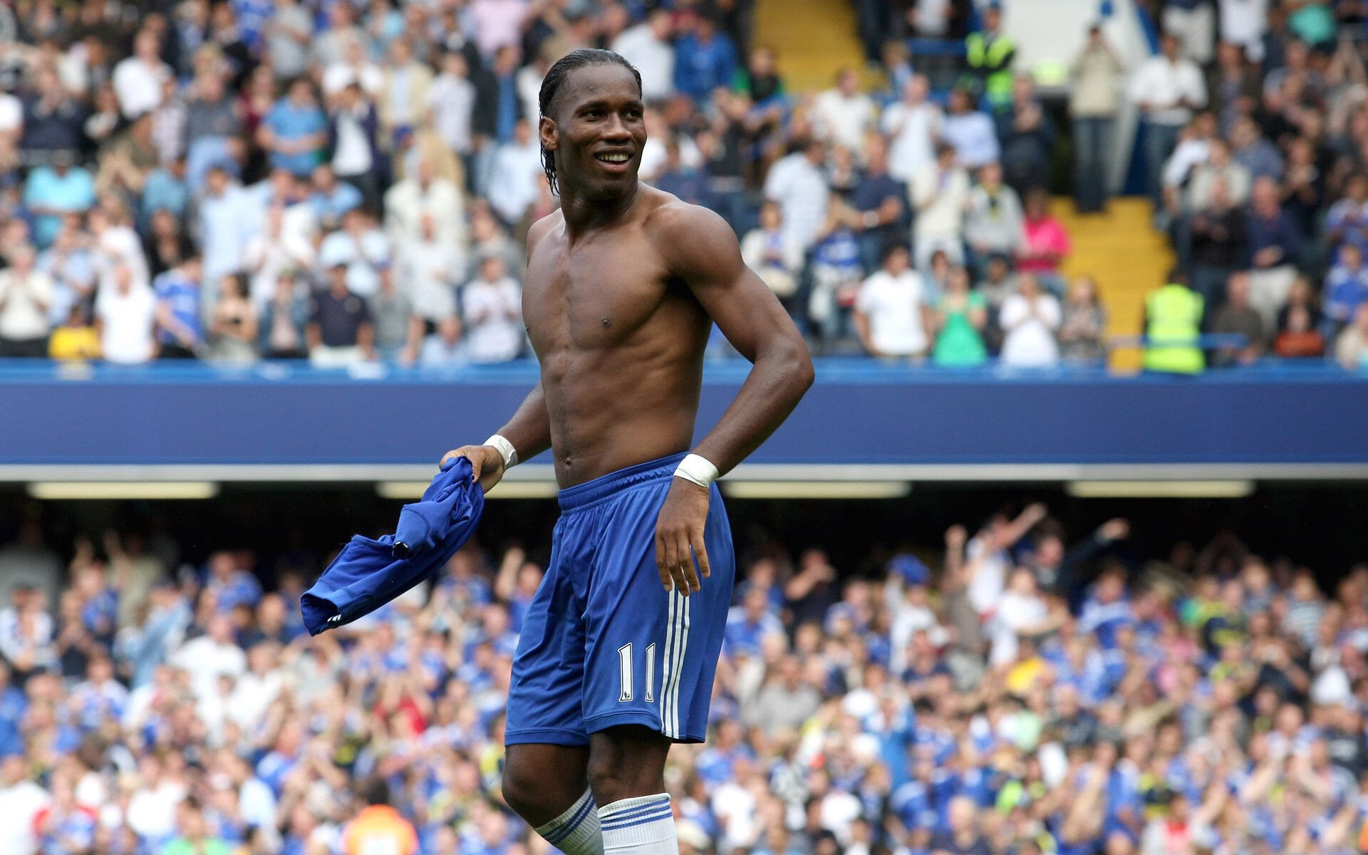 AYX体育-《电竞主播新宠：多平台多角色引领内容新潮流》，电竞主播是干什么的